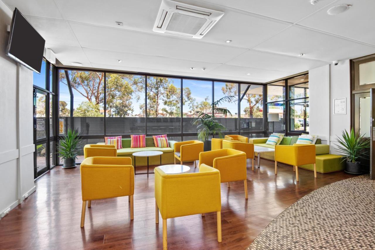 The Plaza Hotel Kalgoorlie Extérieur photo