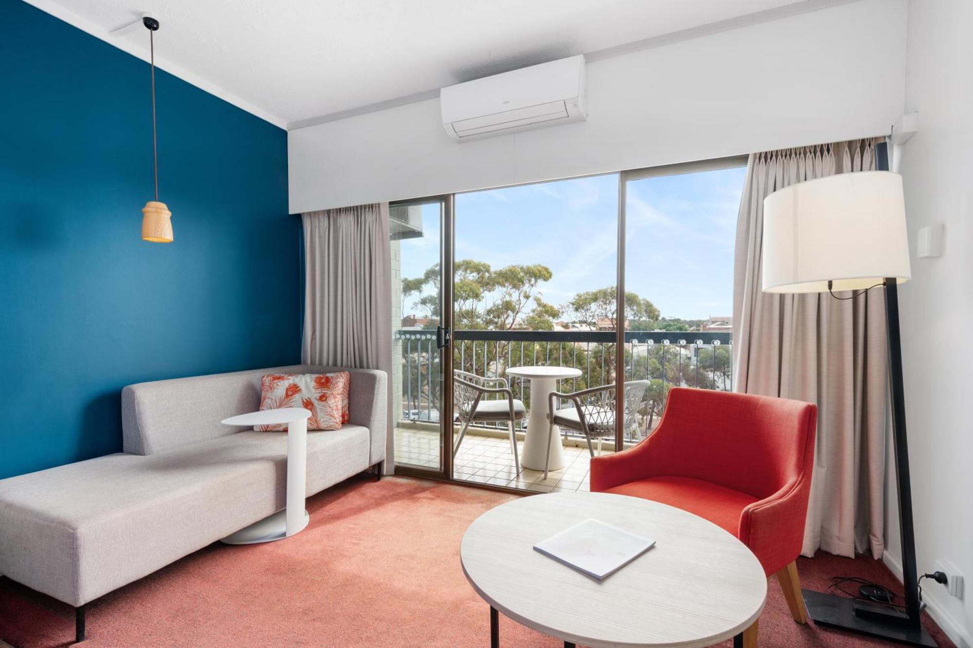 The Plaza Hotel Kalgoorlie Extérieur photo